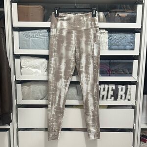 Mondetta tan and white tie dye active leggings